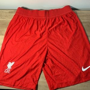 Nike men’s 23/24 Liverpool shorts